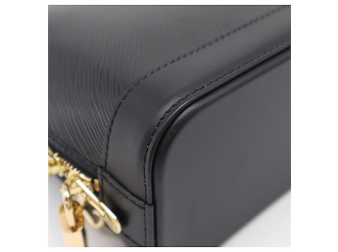 Zaino Louis Vuitton Epi Alma Nero - vista 11