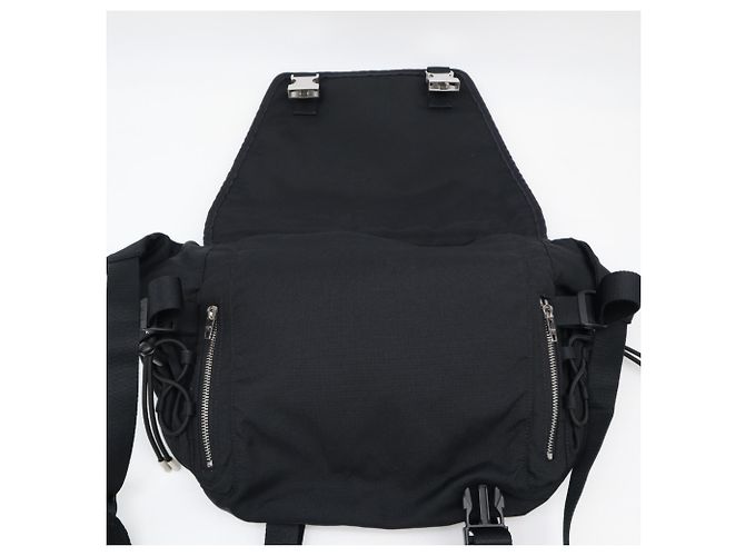 Céline Borsa a Tracolla Celine Nylon Medium Trekking Nero - vista 13