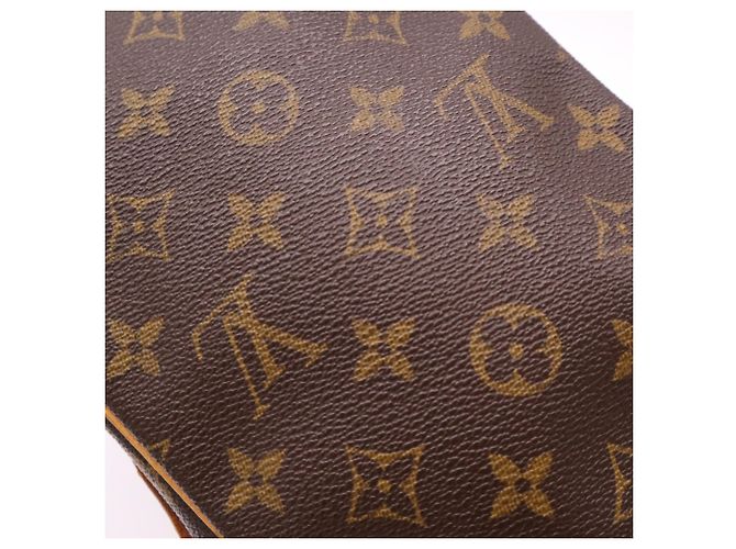 Borsa a tracolla Louis Vuitton Monogram Danube M45266 Marrone Beige - vista 4