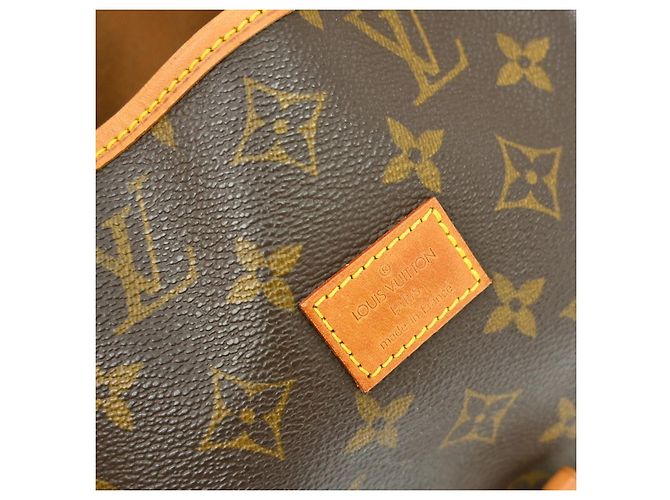 Louis Vuitton Saumur Monogram 30 Marrone - vista 4