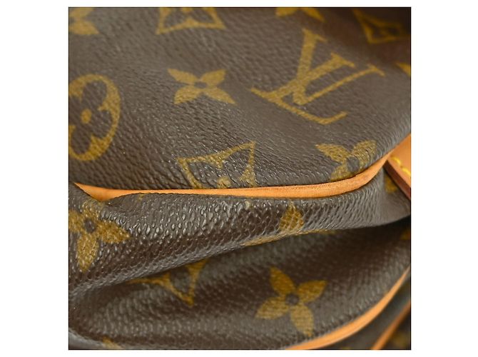 Louis Vuitton Saumur Monogram 30 Marrone - vista 7
