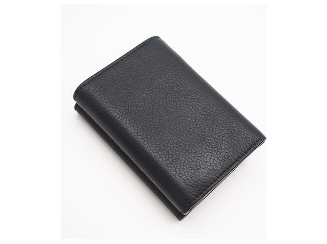 Yves Saint Laurent Leather Compact Wallet Black - view 2