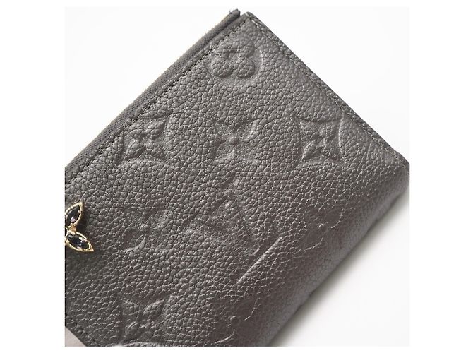 Louis Vuitton Monogram Empreinte Portefeuille Lisa Bi-fold Wallet Argento - vista 4