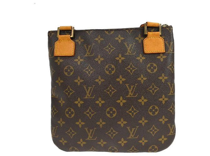 Louis Vuitton Bosphore Pochette Monogram Canvas - vista 2