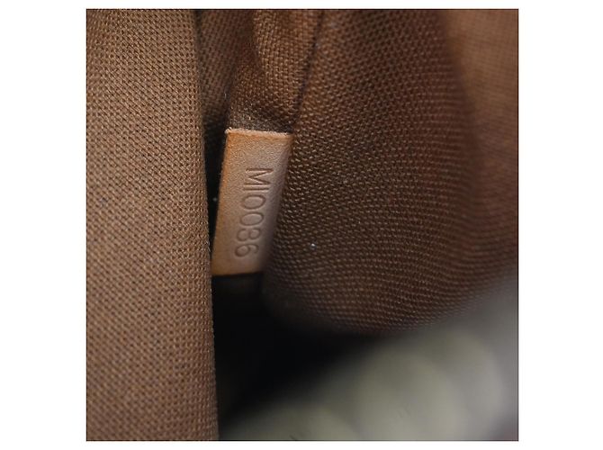 Louis Vuitton Bosphore Pochette Monogram Canvas - vista 5