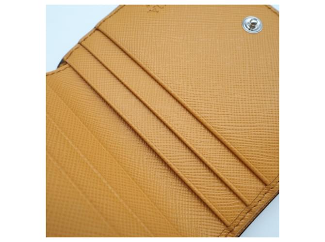 Cartera Prada Saffiano Triangle Naranja - vista 14