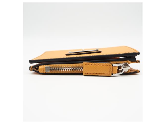 Cartera Prada Saffiano Triangle Naranja - vista 8