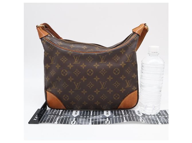 Borsa a tracolla Louis Vuitton Monogram Boulogne 30 Marrone Beige - vista 2