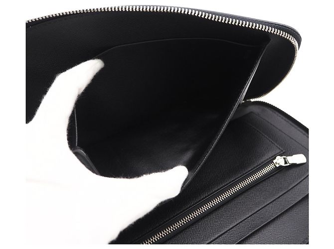 Louis Vuitton Taiga Organizer Long Wallet Black - view 12