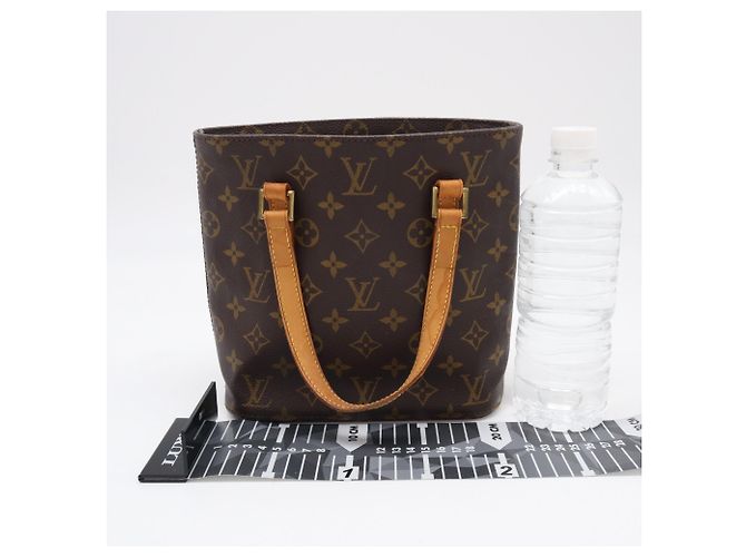Bolsa Louis Vuitton Monogram Vavin PM Marrom Bege - vista 3