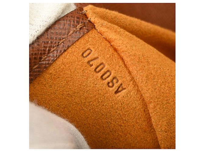 Louis Vuitton Musette Salsa Monogram Canvas PM Castaño - vista 5