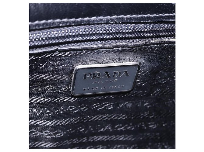 Prada Borsa a tracolla in pelle con catena Medium Nero - vista 6