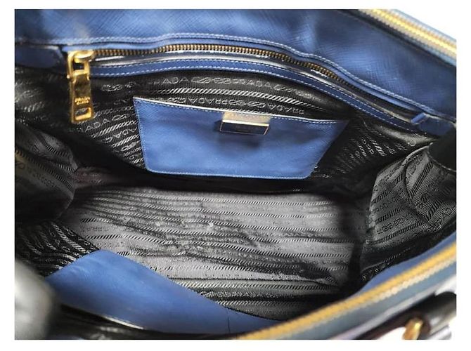 Borsa Tote Prada Saffiano Lux Medium Galleria Blu/Nero - vista 12