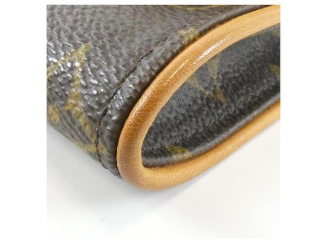 Louis Vuitton Monogram Pochette Twin PM M51854 Shoulder Bag Marrone - vista 3