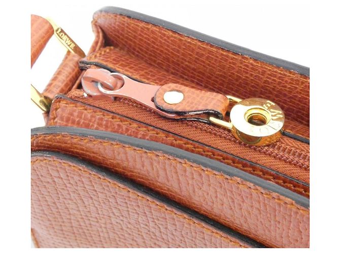 Borsa a tracolla Loewe in pelle marrone - vista 8