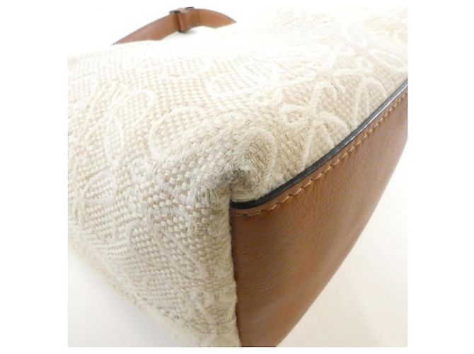Borsa a mano Loewe Cuby Small Beige - vista 2