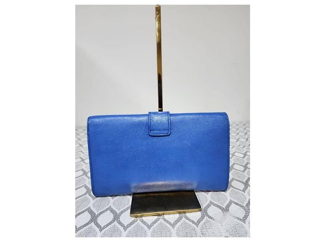 Yves Saint Laurent Clutch de Piel Saint Laurent Azul - vista 3