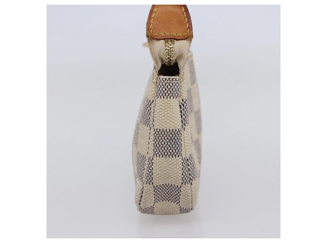 Louis Vuitton Mini Pochette Damier Beige - vista 4