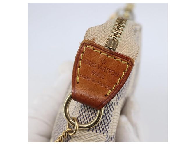 Louis Vuitton Mini Pochette Damier Beige - vista 6