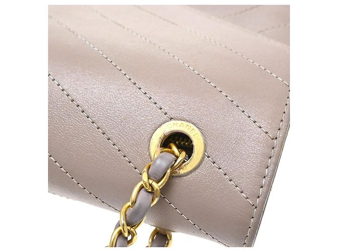 Chanel Envelope Compartment Flap Chevron Calfskin Medium Porpora - vista 6