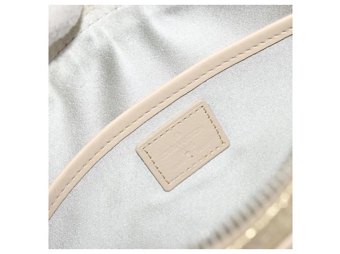 LOUIS VUITTON Monogram Shine McKenna Shoulder Bag Gold M92363 LV Auth 195998V D'oro - vista 20