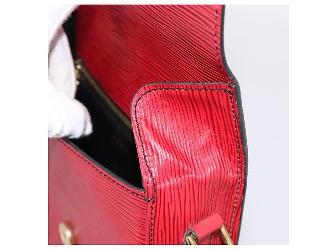 Borsa a tracolla LOUIS VUITTON Epi Saint Cloud GM Rossa M52197 LV Auth BA15197 Rosso - vista 21