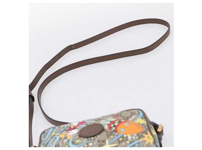 GUCCI GG Supreme Disney Donald Shoulder Bag PVC Beige 648124 Auth BA14784SAM - view 8
