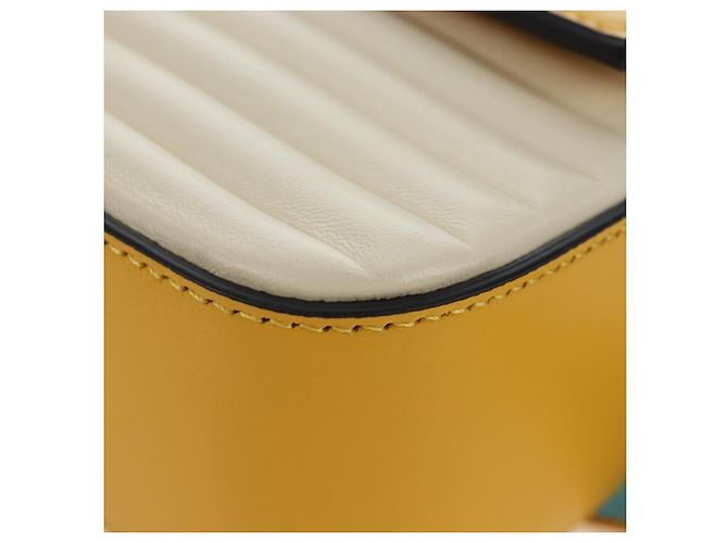 FENDI Dragonite FENDIxFRGMTxPOKMON Mamma Baguette Leather Yellow Auth 167542SM Argento Giallo - vista 13