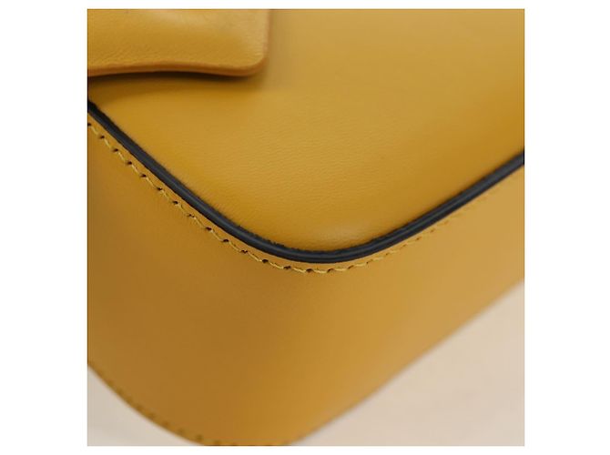 FENDI Dragonite FENDIxFRGMTxPOKMON Mamma Baguette Leather Yellow Auth 167542SM Argento Giallo - vista 14
