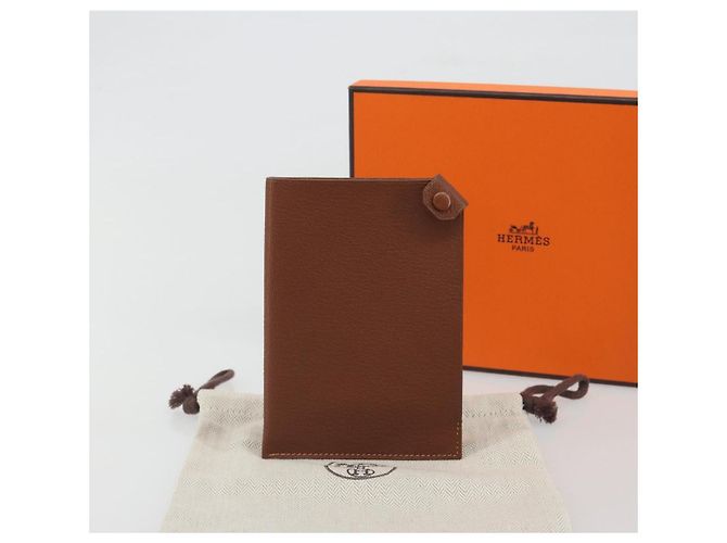 Hermès HERMES Porta Passaporto Tarmac Pelle Marrone Auth 196663V - vista 17