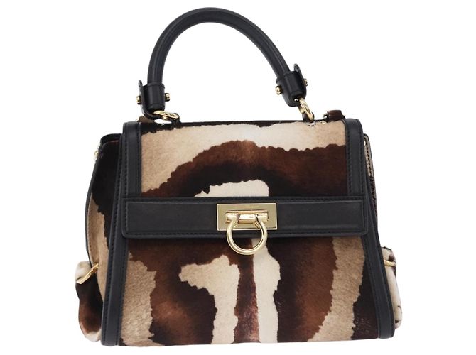 Borsa Salvatore Ferragamo Gancini Sofia in pelle Harako 2way Brown Gold Auth 196922A Marrone D'oro - vista 2