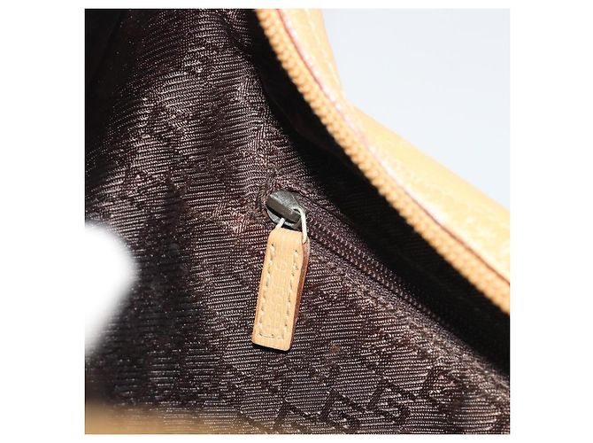 Borsa a tracolla GUCCI in pelle beige e oro 001 4204 Auth 198453 D'oro - vista 23