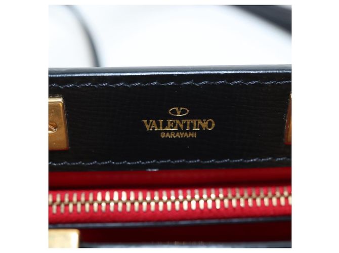 Borsa VALENTINO Rock Studs in pelle 2way Nero Oro Auth 195239M D'oro - vista 23