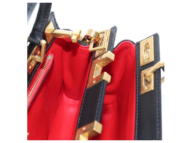 Borsa VALENTINO Rock Studs in pelle 2way Nero Oro Auth 195239M D'oro - vista 25