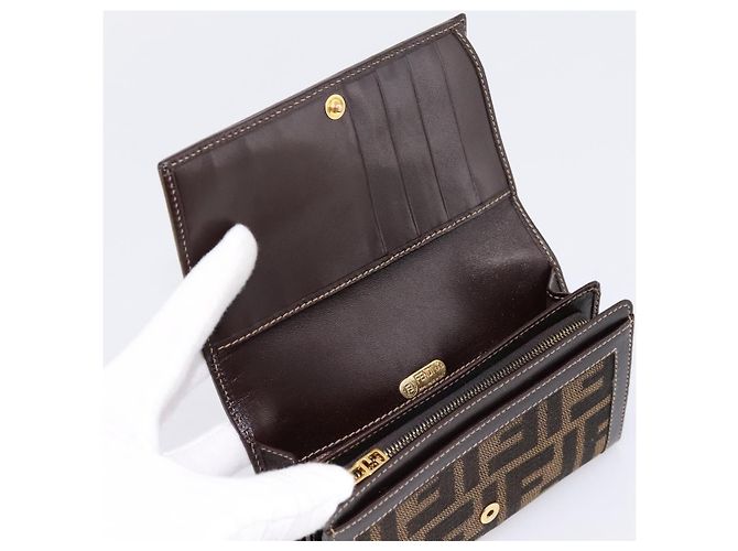 Cartera bifold FENDI Zucca Canvas Negro Marrón Auth 196628V Castaño - vista 8