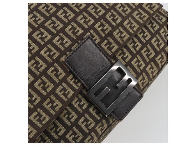Borsa a Tracolla FENDI Zucchino Canvas Mamma Baguette Marrone Auth 197310V - vista 15