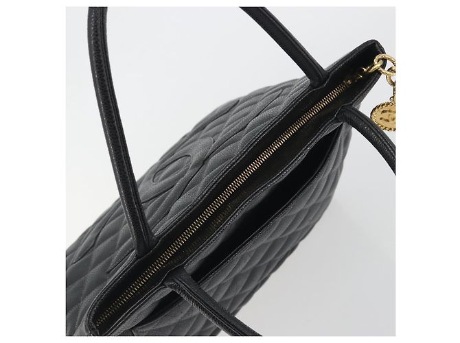 Borsa Tote Standard CHANEL Pelle Caviar Nero Oro CC Auth am12339SAM D'oro - vista 6