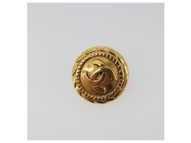 Pendientes CHANEL Metal Tono Dorado CC Auth 198839V - vista 7