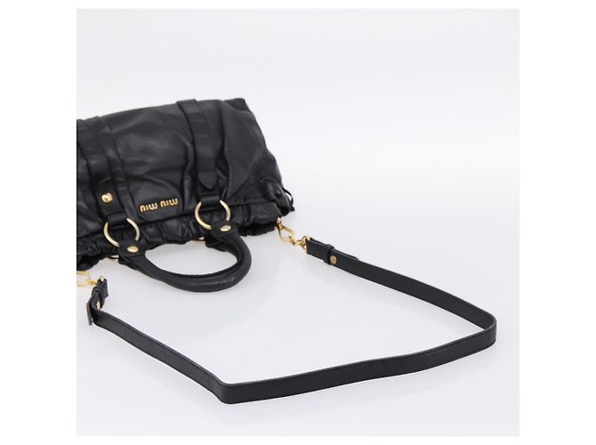 Borsa Miu Miu Vitellolux in pelle 2way Nero Tono Oro Auth 196431 - vista 10
