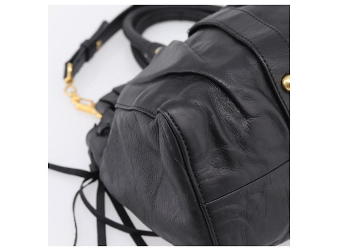 Borsa Miu Miu Vitellolux in pelle 2way Nero Tono Oro Auth 196431 - vista 17
