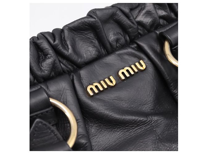 Borsa Miu Miu Vitellolux in pelle 2way Nero Tono Oro Auth 196431 - vista 20