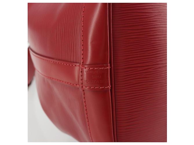 LOUIS VUITTON Borsa a tracolla Epi Petit Noe Carmine M40839 LV Auth 197132A - vista 17