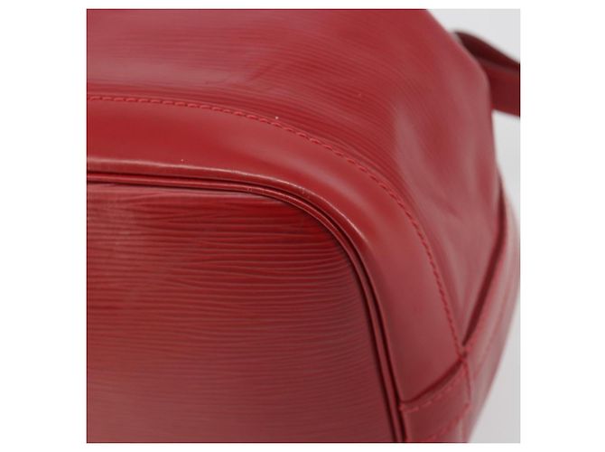 LOUIS VUITTON Borsa a tracolla Epi Petit Noe Carmine M40839 LV Auth 197132A - vista 9