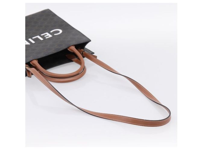 Céline CELINE Macadam Canvas Vertical Cabas Small Hand Bag PVC Brown Gold Auth 196692V Marrone D'oro - vista 9