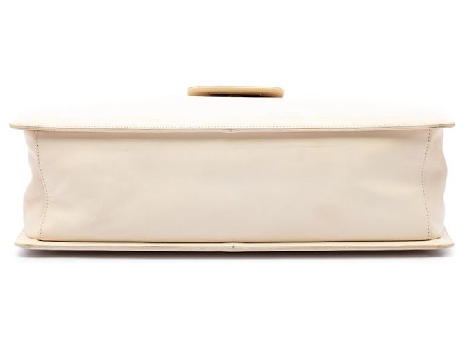 Borsa Tote Satchel Boy Reverso Chanel in vitello bianco - vista 3