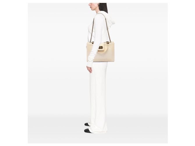 Borsa Tote Satchel Boy Reverso Chanel in vitello bianco - vista 6