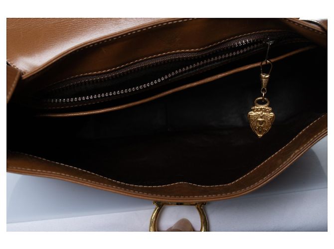 Gucci, Vintage Cognac GG Verschluss-Tasche Braun - Ansicht 8