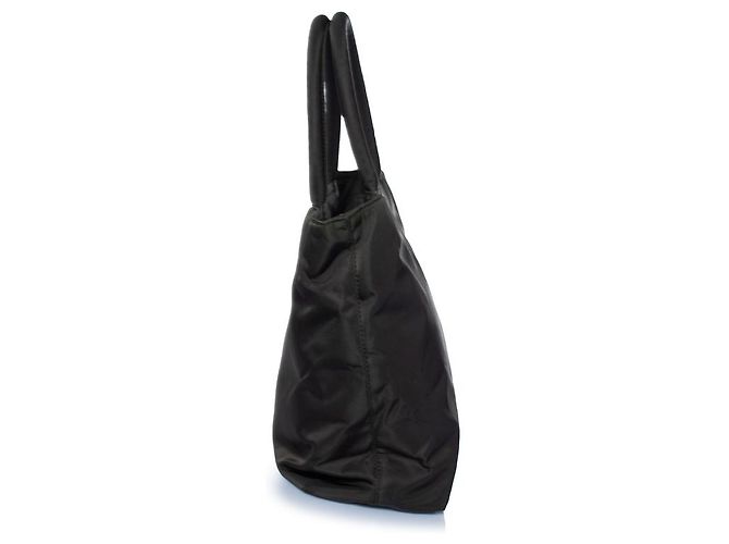 Prada, vintage Mini-Handtasche aus Nylon in Dunkelgrün - Ansicht 3