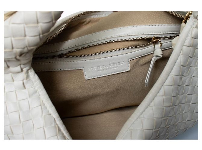 Bottega Veneta, borsa hobo Intrecciato in bianco - vista 6