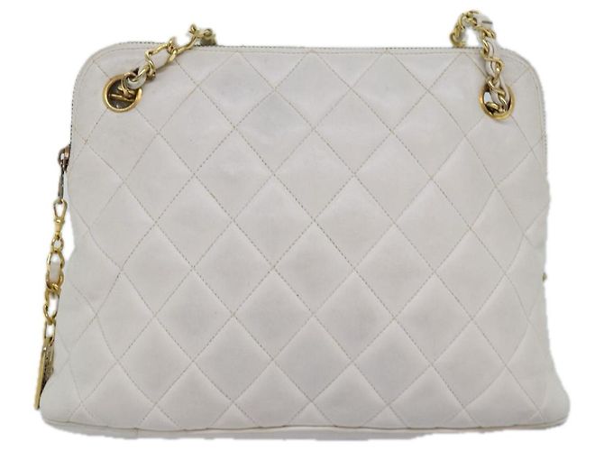 Borsa a tracolla CHANEL Matelasse con catena in pelle bianca CC Auth 76482 Bianco - vista 13